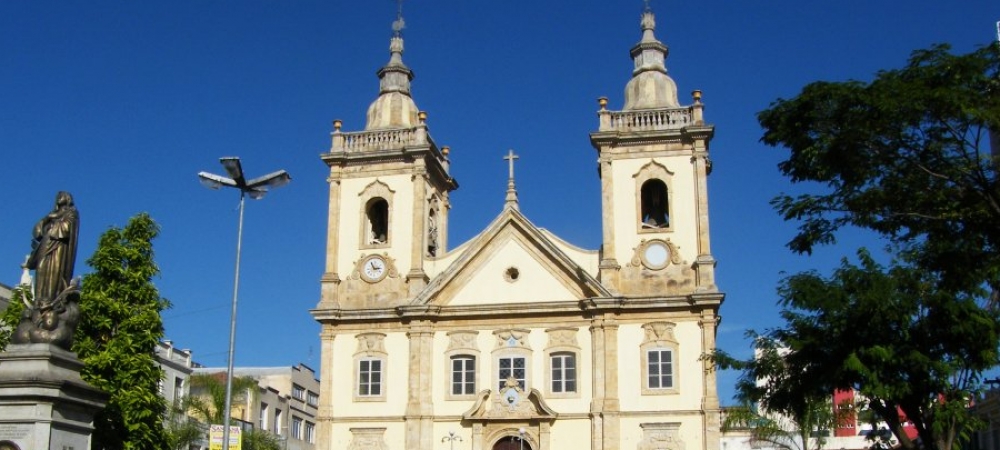 IGREJA VELHA